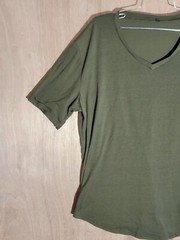 Men’s Hipster Shirt XL Longline V-Neck Short Sleeve Zip Pocket Green
