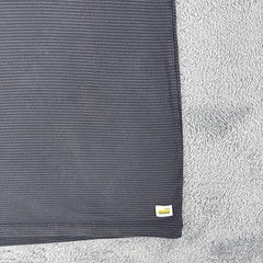 Vuori Feather Pocket Tee Men’s Large Gray Stretch Activewear Stretch