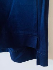 Uniqlo JW Anderson Women’s Navy Blue Supima Cotton Crew Neck T-Shirt Size S
