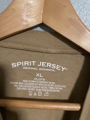 Spirit Jersey Shirt Mens XL Beige Texas Great Wolf Lodge Long Sleeve Paw Print