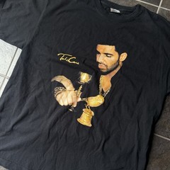 Vintage/2010s Drake Take Care Album Promo Music Shirt Size XL