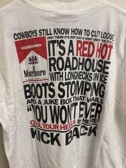 VTG 90s Marlboro Country Store Pocket T-Shirt “Red Hot Roadhouse” On Size USA