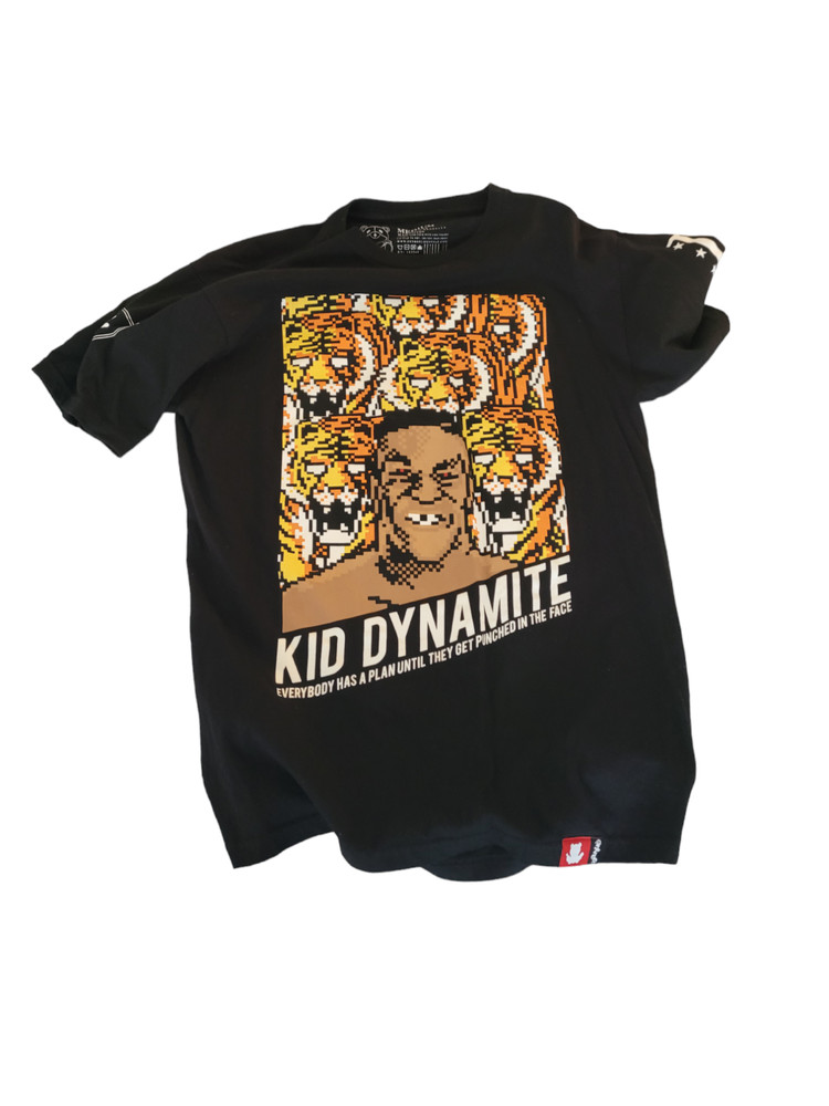 Mike Tyson “Kid Dynamite” Punch Out T Shirt Medium EXTREMELY RARE/HTF Entree LS