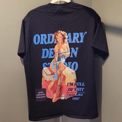 Ordinary Design Studio Men’s Pinup Girl Graphic T-Shirt, Size L, Black Multi