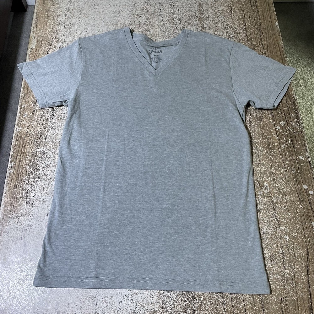 Fresh Clean Tees Mens V Neck Tee Shirt Size M #30645
