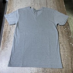 Fresh Clean Tees Mens V Neck Tee Shirt Size M #30645
