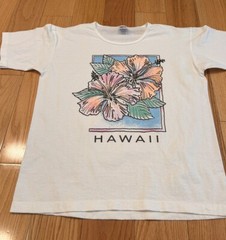 Vintage 1990’s Hawaiian Hibiscus Flower Print T-Shirt Size Large Tropical