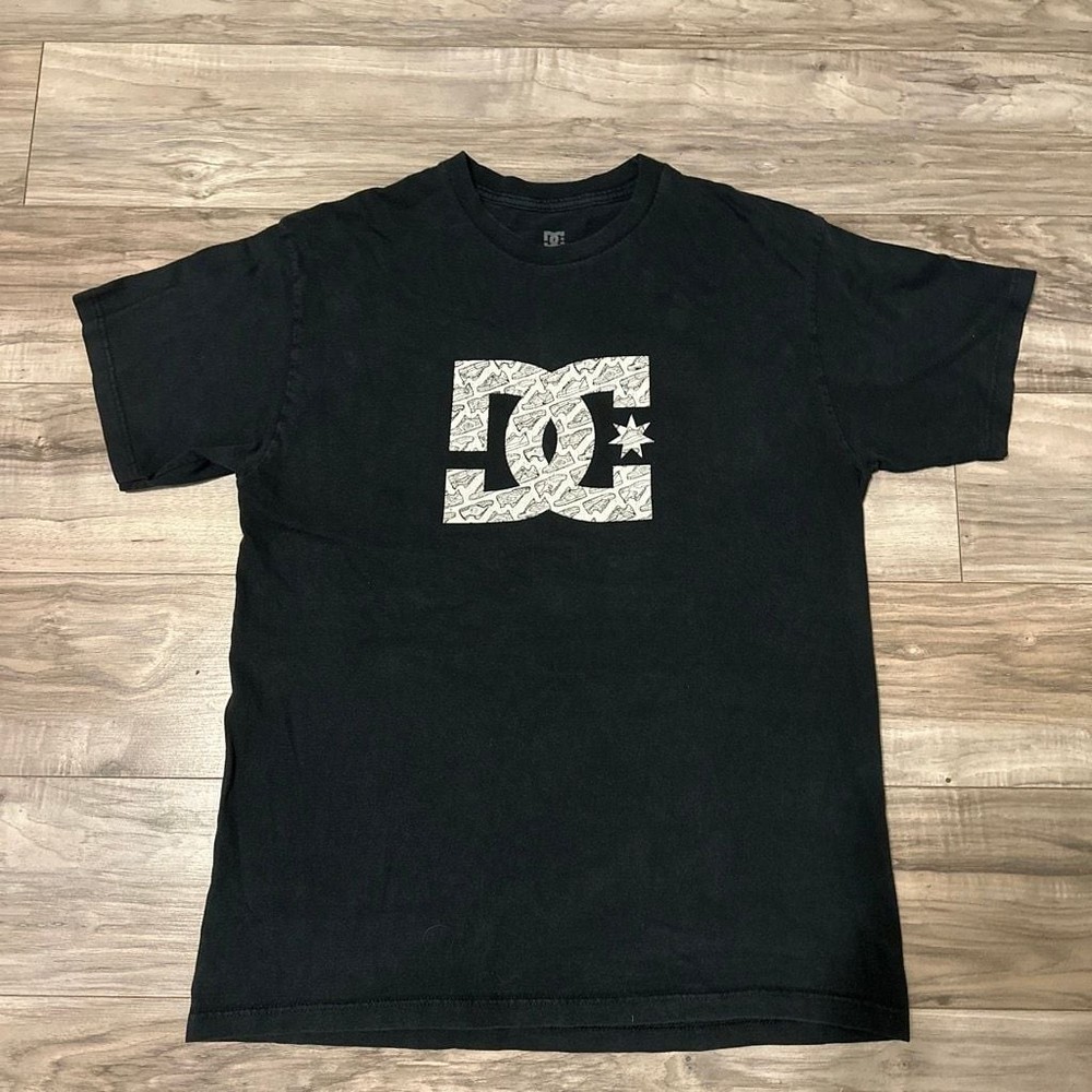 DC Shoes Men’s Black Short Sleeve T-Shirt with Shoe Collage Graphic Logo