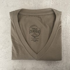 True Classic Premium Quality * V NECK * Tee T Shirt Mens MILITARY BEIGE SMALL S