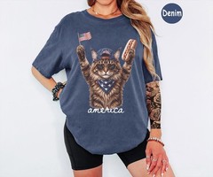 Patriotic Cat Vintage Retro Shirt 4th July Cat Lover Independence Day Gift Tee