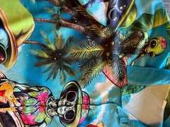 Novelty Alien Shirt Mens XL Party Hawaiian Button Up Casual Short Sleeve Graphic