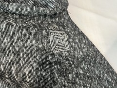 LuLaRoe Patrick Henley Shirt Mens Large Gray Marled Long Sleeve Casual Tee