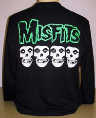 Misfits Skull Logo Glow Punk Rock Band Long Sleeve T-Shirt Size S M L XL 2XL 3XL