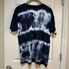 Vintage Style Tie Dye Graphic T-Shirt Black White Artistic Figures XL