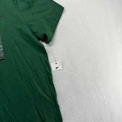 Nike Shirt Men’s XL Green Embroidered Script Spellout Logo Crew Casual Crew NEW