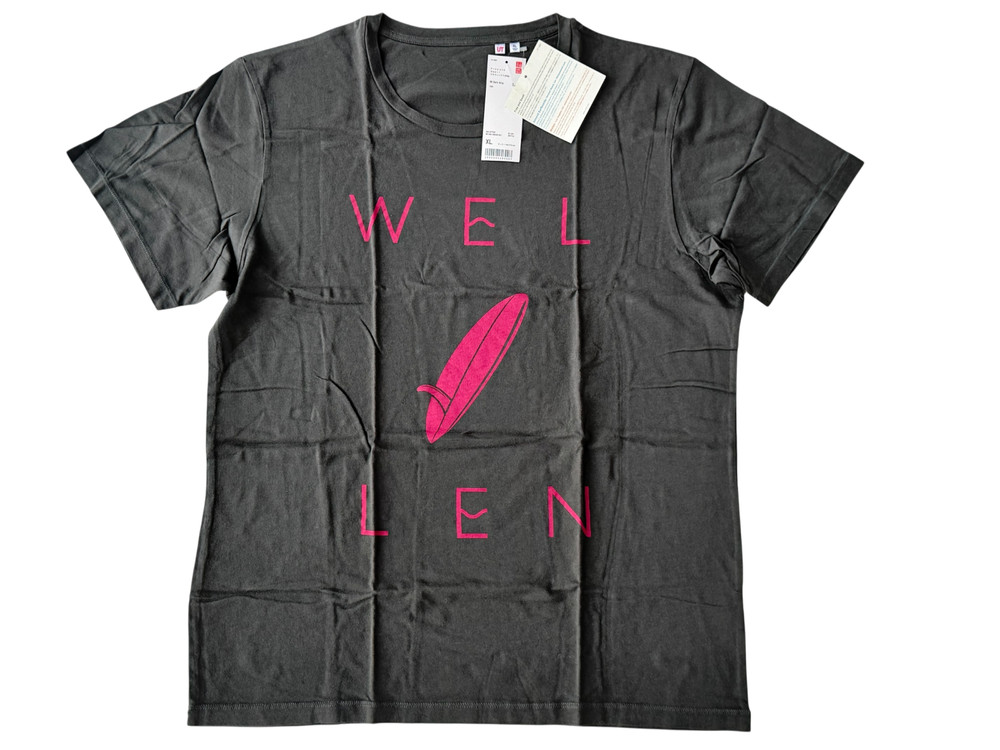 Wellen surf x UNIQLO NWT T-Shirt Size XL Dark Gray Japan