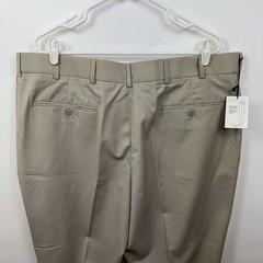 NWT Stafford Men’s 42 x 30 Classic Fit Flat Front Year Round Trouser Pants $70