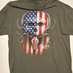 Bone Collector Men’s XL Gray Skull American Flag Graphic Tee Crew Neck SS