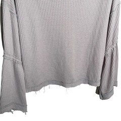 We The Free Blouse Women’s Medium Thermal V-Neck Bell Sleeve Boho Slouchy Shirt