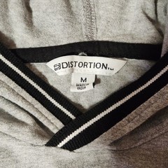 Distortion Mens Sz M Hooded T Shirt With “Clout ” Print Short Sleeve V Neck