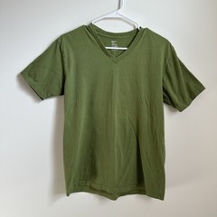 Gap V Neck T Shirt Men’s Medium Green 100% Cotton Short Sleeve Casual Basic Tee