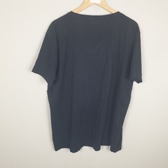 Gant T Shirt Mens 2XL Black Shield Logo Classic Preppy Casual Minimalist V Neck