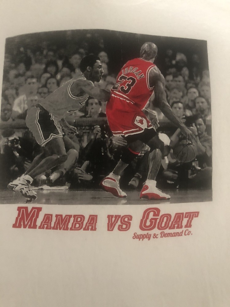 Vintage MAMBA vs GOAT T-shirt Size Small KOBE vs JORDAN Lakers vs Bulls