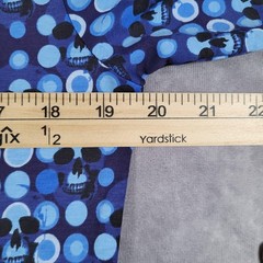 Robert Graham Shirt Mens XS Blue Spotted Skulls Classic Fit Graphic Tee Designer