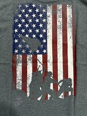 UNITED STATES MARINE CORPS – USMC RAISING FLAG IWO JIMA T-Shirt – CHARCOAL – M