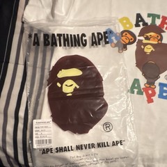 A Bathing Ape Men’s S White Baby Milo Graphic Logo Crew Neck Cotton T-Shirt