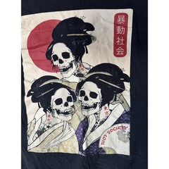 Riot Society Black Graphic T-shirt Long Sleeves Size Small Skulls Flowers