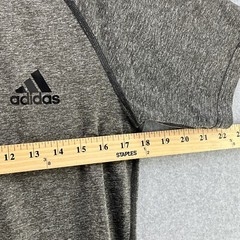 Adidas Ultimate Tee T Shirt Mens Small S Short Sleeve Gray Polyester Logo