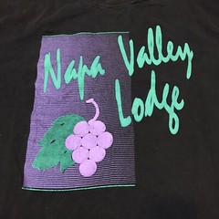 Vintage 90s Napa Valley Lodge Grape Wine Puff Print T-Shirt Made In USA Size XL