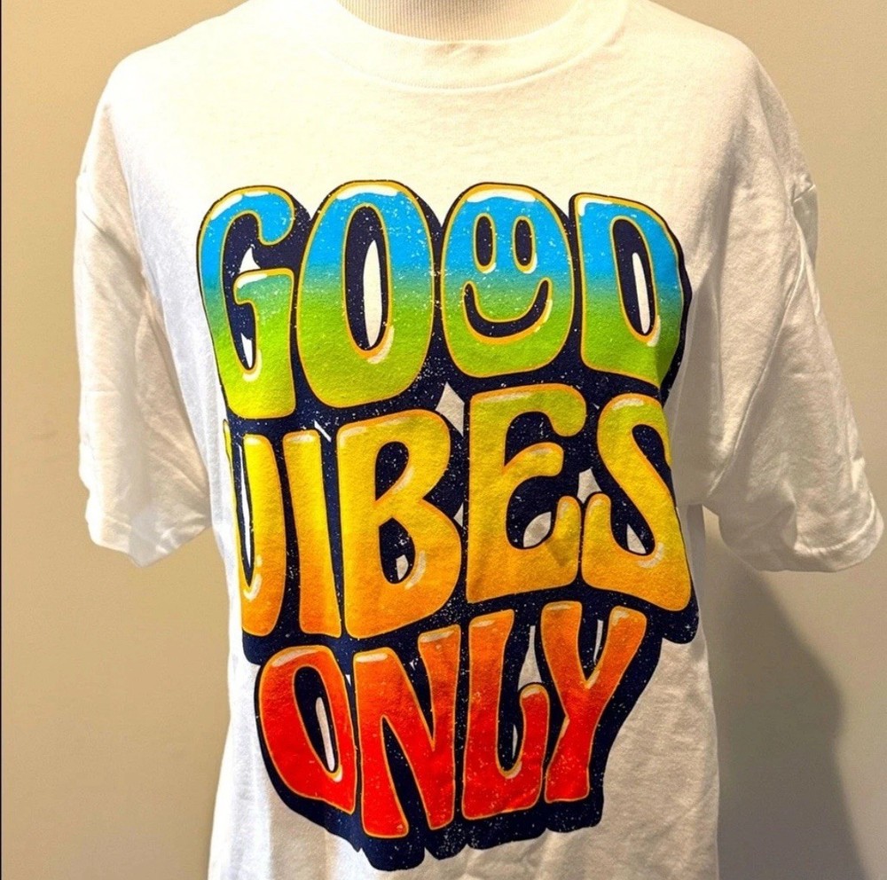 Good Vibes Only Graphic T Shirt Sz S (34-36) New