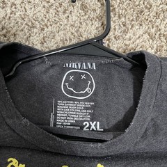 Nirvana Men’s Smiley 1993 Tour Graphic Distress Relax Boxy Tee Size 2XL