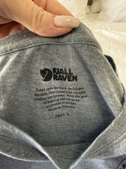 Fjallraven | Mens Large | 1960 Logo Crew Neck T-shirt Heather Gray Lightweight