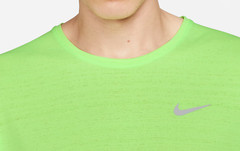 NWT Nike CU5992-358 Men’s Dri-Fit Miler Running Training Top Ghost Green Size S