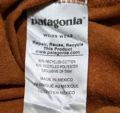 MENS PATAGONIA SHOP STICKER RESPONSIBILI-TEE SIZE SMALL