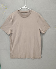 Asos Men Shirt Medium Beige 100% Cotton Short Sleeve Crew Neck Regular Fit Tee