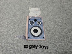 New Balance Grey Days Men’s T Shirt Size XL Speaker Vtg Retro Style NWT