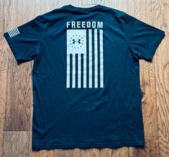 UNDER ARMOUR Freedom Flag T-Shirt Size: ( XL) Black White USA