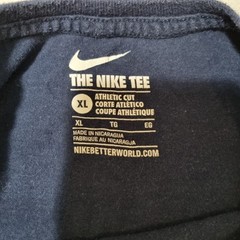 Nike Men’s T-Shirt 100% Cotton Athletic Cut Size XL USED Navy Blue Color