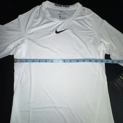 Nike Pro Compression T-Shirt Mens M White Swoosh Tight Training Nike Dri-Fit
