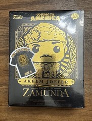 Funko Pop! Coming to America Akeem Joffer Zamunda Pop & Tee Box Set (Size: S)