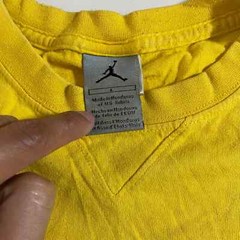 Jordan Retro 1 Shirt Men’s Large Basketball Yellow