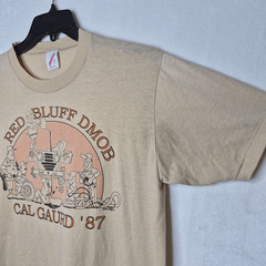 Vintage 1987 Red Bluff DMOB Cal Guard T Shirt USA Military Army Jeep Size Large