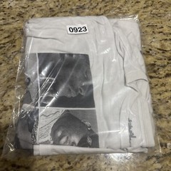 Original flavor, T-shirt men’s large notorious Big/Tupac preowned condition Cpix