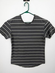 BYLT Drop Cut Lux Men’s Athletic Gray Striped Tee Shirt Size Large