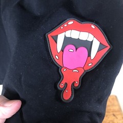 Men’s Powered by Black Keys T-shirt Cotton Stretch w/ Sexy Lips Eating Ice Cream
