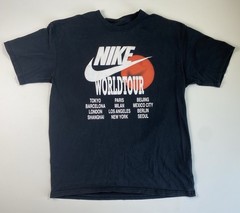 Nike Sportswear World Tour Men’s 100% Cotton T-shirt SIZE: M Move Your Body/Sole